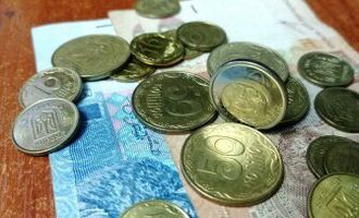 Украинцы могут заработать хорошие деньги на старых монетах: 25 копеек ценятся