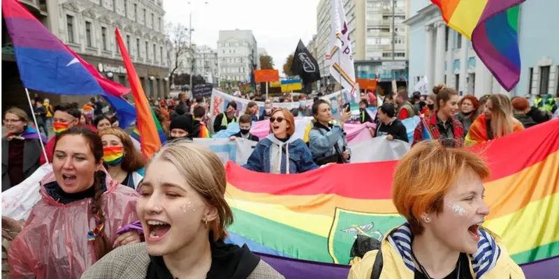 "ЛГБТ+ военные нуждаются в равенстве": в ВР подали законопроект об однополых партнерствах