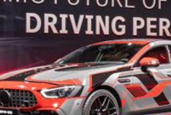 Гибридные модели Mercedes-AMG будут заряжать аккумулятор во время дрифта