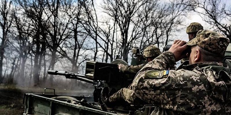 Сутки на Донбассе: девять обстрелов, ранен боец