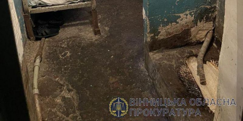Повна розруха без туалетів і світла: прокуратура показала нелюдські умови вінницького СІЗО