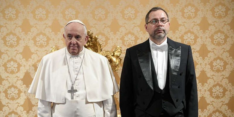 Жодного разу не міняли затверджений формат: посол України у Ватикані розповів, на що Папа пішов заради українців