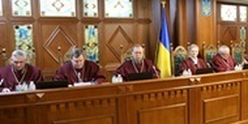 КСУ одобрил закон о переименовании УПЦ МП