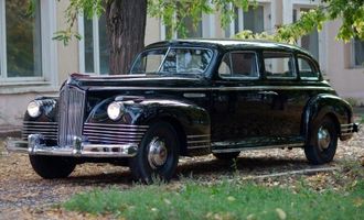 В России за рекордную сумму продают редкий советский лимузин