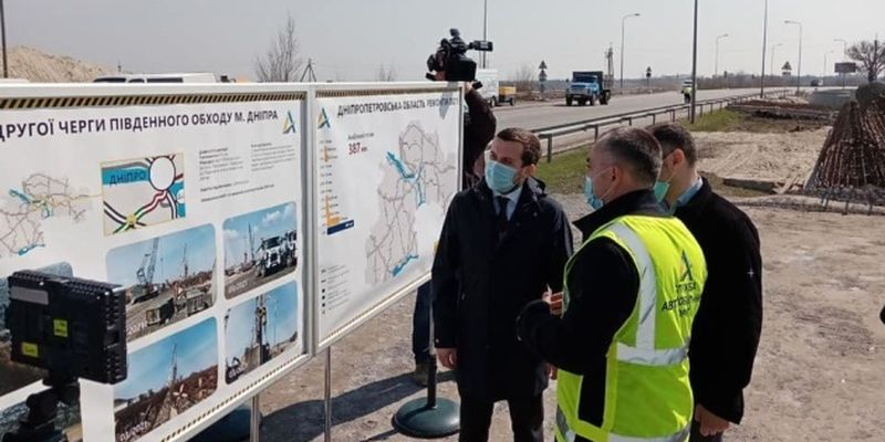 Реконструкция дорог стартовала во всех регионах - Кирилл Тимошенко