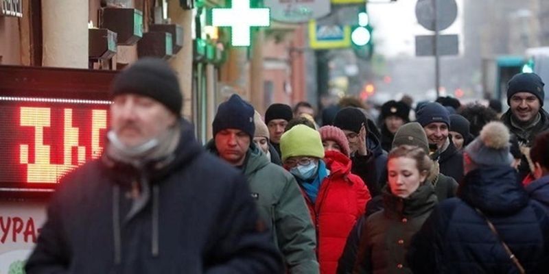 За сутки COVID-19 выявили у 35 тысяч украинцев