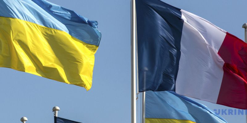 Зеленский: Франция выводит оборонную поддержку Украины на новый уровень