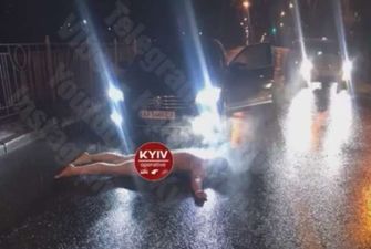 У Києві неадекватний водій влаштував голий перформанс