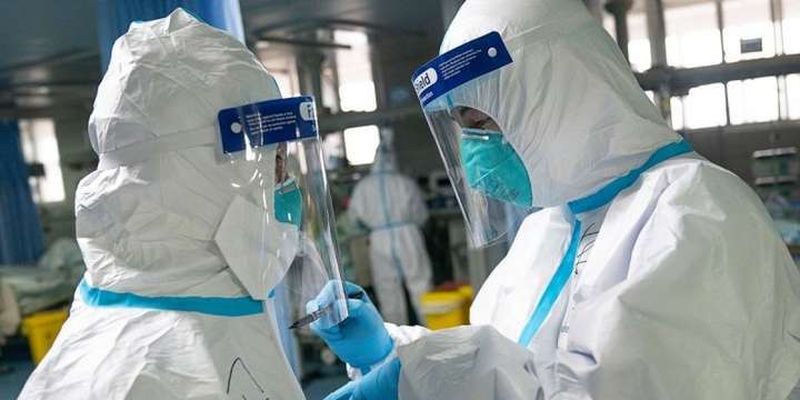 У Британії рекордне число смертей від коронавірусу: майже 1000 людей за добу