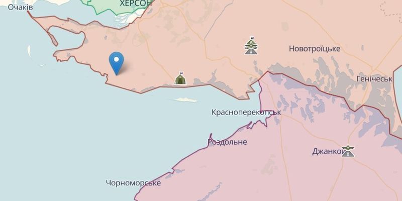 В Крыму сообщили про "бавовну" возле военного аэропорта: фото