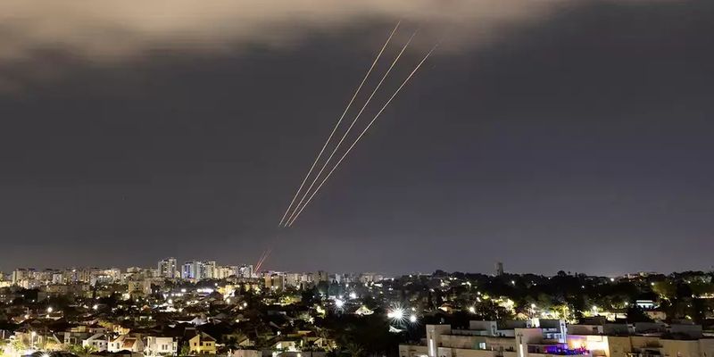 Израиль нанес ракетный удар по Ирану, - СМИ