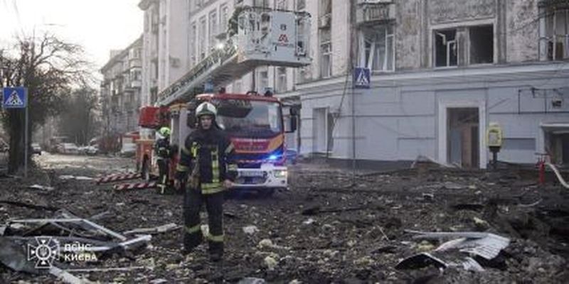 Ракетный удар по Киеву: как ликвидируют последствия
