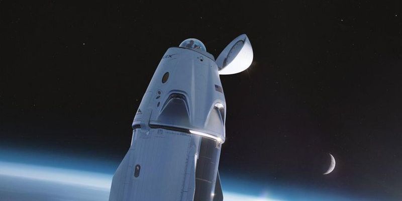 SpaceX готовятся отправить "туристов" на орбиту: названа дата