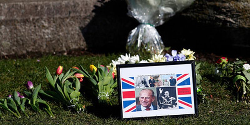 Букингемский дворец опубликовал список приглашенных на похороны принца Филиппа