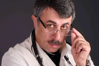 Доктор Комаровский рассказал о рисках заразиться коронавирусом в бассейне