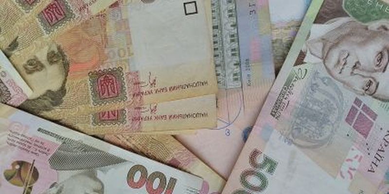 Курс валют на 11 апреля: сколько стоят доллар, евро и злотый