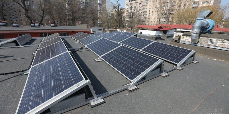 В Україні відновлюють оплату "зеленого тарифу" власникам сонячних батарей
