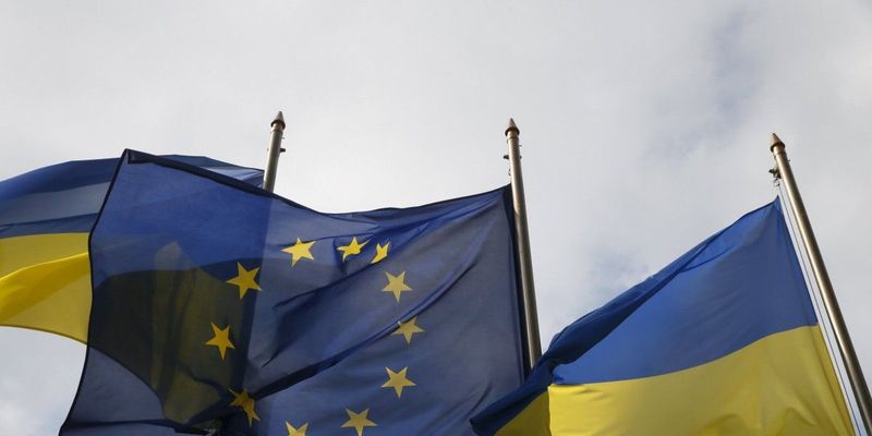 Зеленський підписав закон про "митний безвіз" із Євросоюзомз Євросоюзом