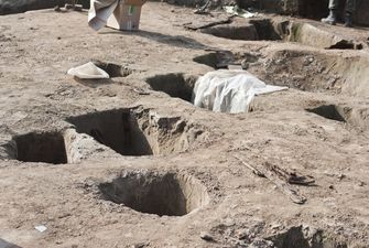 Жуткое погребение: Найдены скелеты младенцев, похороненных в «шлемах» из черепов других детей