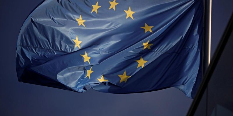 ЄС відклав початок переговорів про вступ з Албанією та Північною Македонією