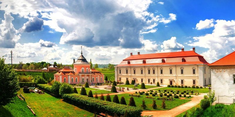 Величие и красота: Топ-5 замков Украины, которые стоит посетить