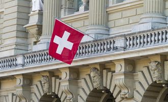 США и Европа давят на Швейцарию из-за российских активов: что известно
