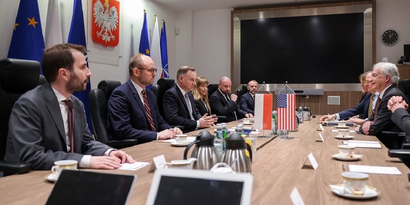 Глава ЦРУ прибыл в Польшу на переговоры о ситуации с безопасностью