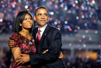 "Ты моя звезда!" Обама "взорвал" сеть трогательным снимком с женой