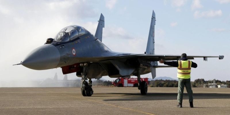 Япония и Индия проводят первые совместные учения военной авиации