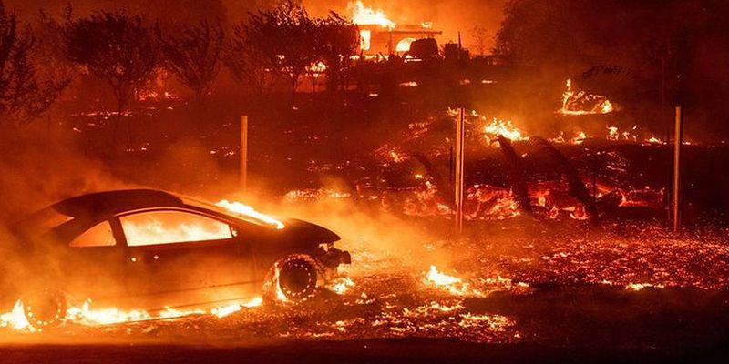 Лесные пожары: власти Калифорнии ищут сотню пропавших без вести