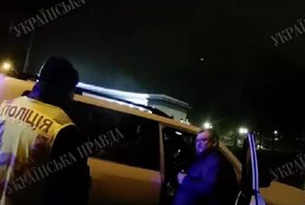 СМИ: «Слуга народа» обозвал полицейских, остановивших его авто