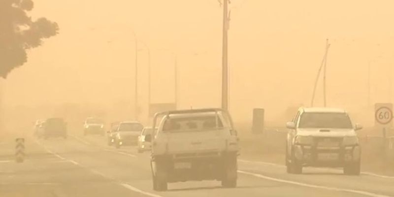 По Австралии пронеслись пыльные бури