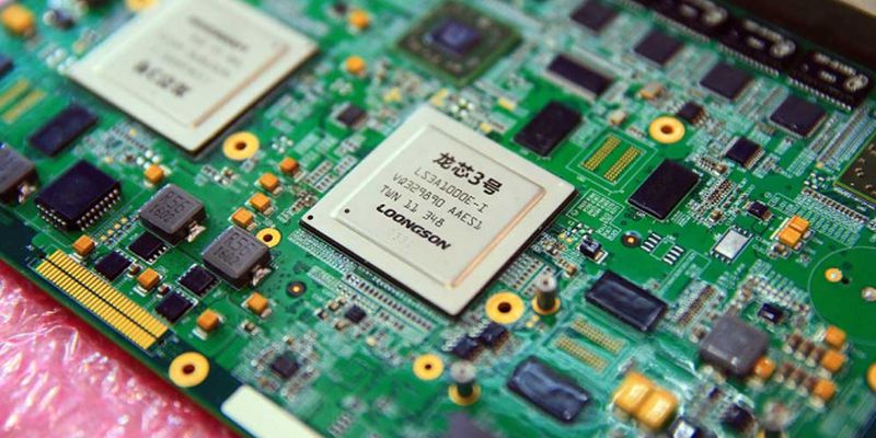 Пекин запретил экспорт в россию процессоров Loongson, которые могли бы заменить Intel - СМИ