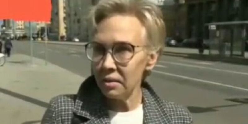 «Нас все ненавидят»: жительница Москвы не побоялась на камеру сказать, что думает о войне