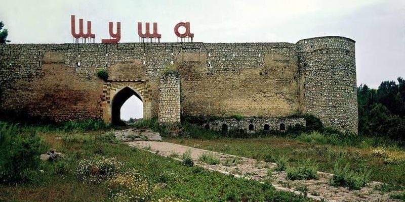 Нагорный Карабах обвинил Азербайджан в обстреле Шуши: что там происходит