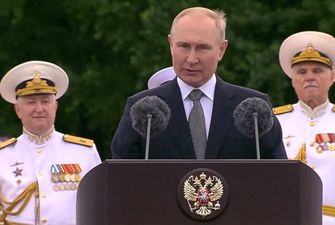 Путин вышел с новой страшилкой про вооружение флота: снова "аналогов нет"