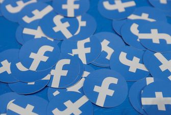 За півроку Facebook видалив 3,2 мільярда фейкових акаунтів