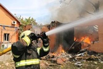 В селе под Харьковом произошло 12 пожаров за сутки из-за обстрелов