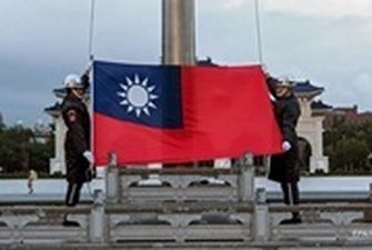 Армия Тайваня провела артиллерийские учения