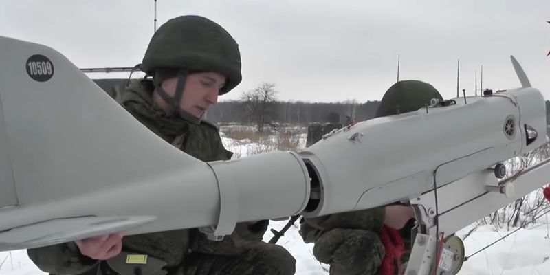 Дронов много, но их неумело используют: боец ВСУ рассказал об ошибках российских военных
