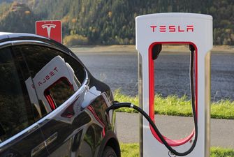 Tesla хоче побудувати в Україні станції Supercharger