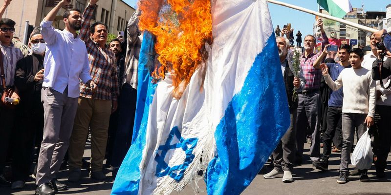 Угроза войны между Ираном и Израилем растет: Байден экстренно собрал силовой блок, а арабское СМИ назвало дату начала конфликта