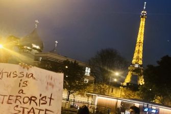 В Париже провели большую антироссийскую акцию