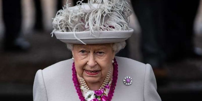 93-летняя Елизавета II серьезно заболела и экстренно отменила свой визит на важное мероприятие