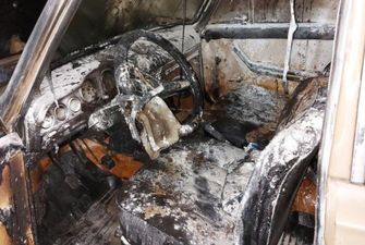 На Дніпропетровщині чоловік через ревнощі спалив автівку колишньої