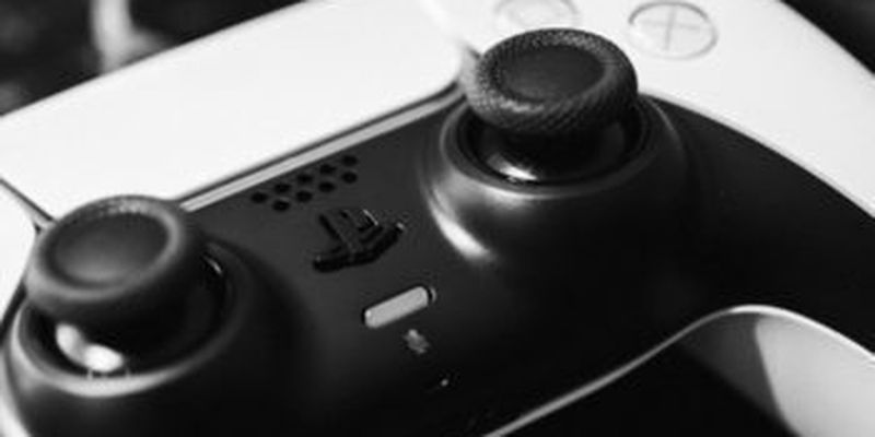 Последнее обновление PS5 улучшило работу вибрации DualSense в обратно совместимых играх с PlayStation 4