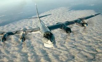 Россияне подняли в небо стратегические бомбардировщики Ту-95МС, вероятно ракетная атака