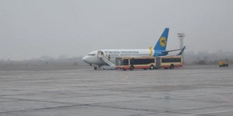 На строительство аэропорта между Днепром и Запорожьем не хватит выделенных денег - эксперт