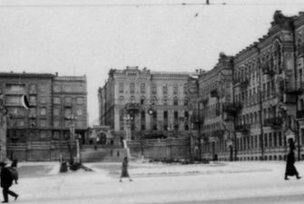 Как выглядела Театральная площадь в Киеве в 1943 году: архивное фото