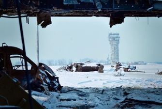 В Україні сьогодні вшановують пам'ять кіборгів, які захищали Донецький аеропорт